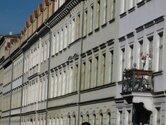 Die Nieritzstraße in Dresden, geschlossene Biedermeier Architektur im Barockviertel