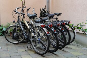 Fahrräder stehen für jeden Gast in der Fewo CANALETTO bereit