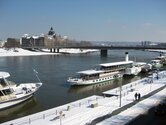Winterruhe der Dampfschifffahrt auf der Elbe in Dresden