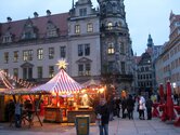 Weihnachtsmarkt am Dresdner Residenzschloss